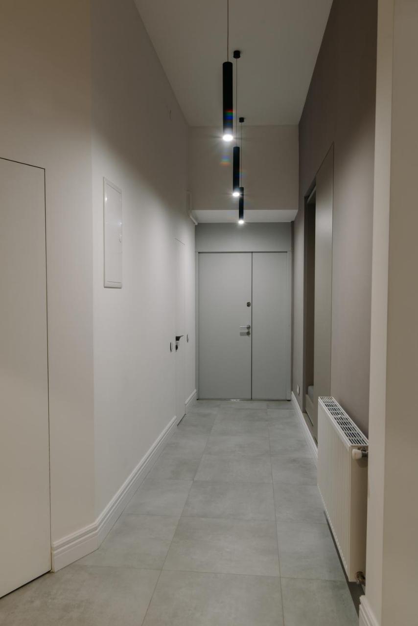 Apartment On Mikhalcuk Lviv Ngoại thất bức ảnh